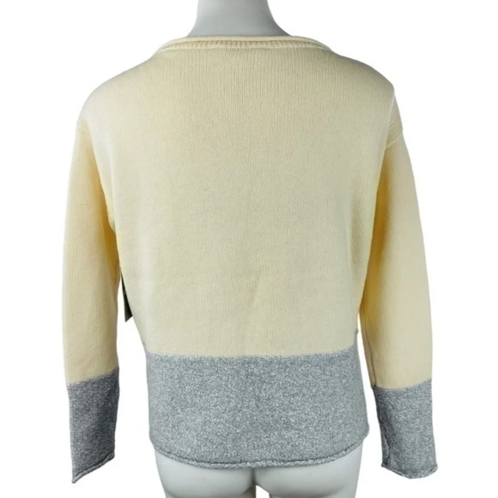 Athleta Brindle Borderdove Women Sweater NWT - Small | Cream Gray